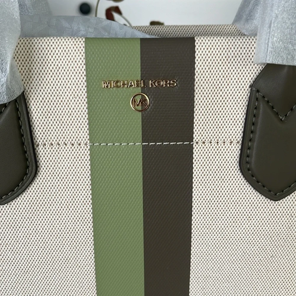 Michael Kors Heidi Extra Large Tote Olive Multi NWT